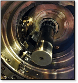 blown-piston-shoes-final-drive-track-drive-hydraulic-motor-case-line-drive-shaft-01.png