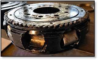 catastrophic final drive damage from hydraulic contamination