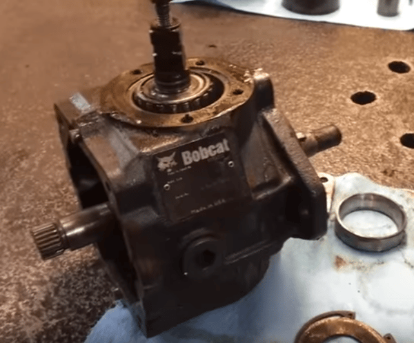 bobcat-hydraulic-pump-failure