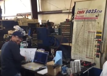 final-drive-motor-cnc-milling-machine-housings-hubs-1