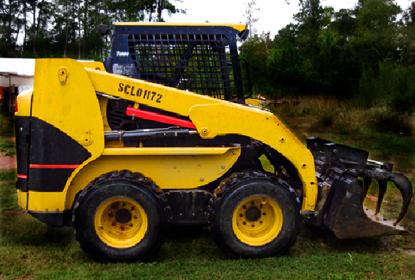 clean-caterpillar-skid-steer-loader.png