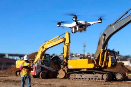 drones-in-construction-heavy-equipment.jpg